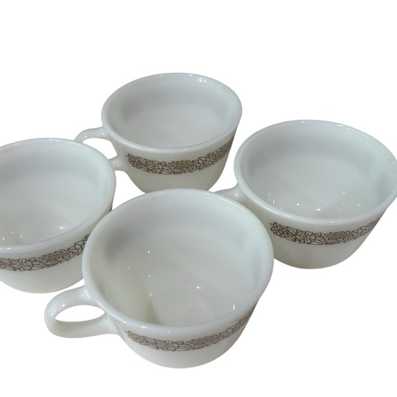 Pyrex Woodland Brown 4 Milk Glass Coffee Mugs 1978- 1983 Vintage Kitschy Collect - Picture 4 of 9